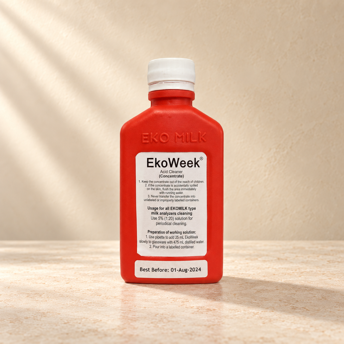 Eko Week Weekly Milk Analyser Cleaner - 200 ml on a warm neutral studio background